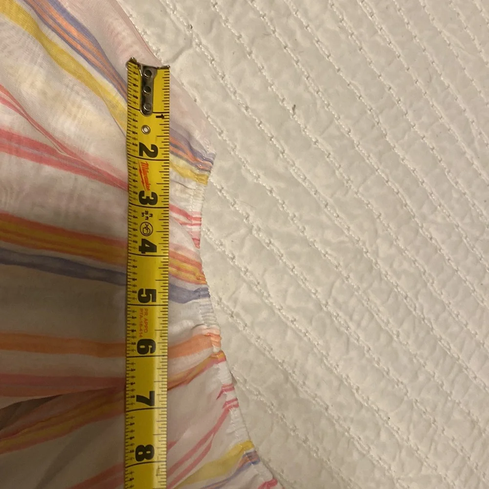 PASTEL RUFFLE TOP - Picture 6 of 8